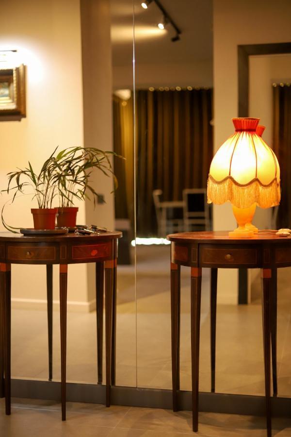 בישקק 9Th And 6Th Floor Stylish Apartments With Mountainvista מראה חיצוני תמונה
