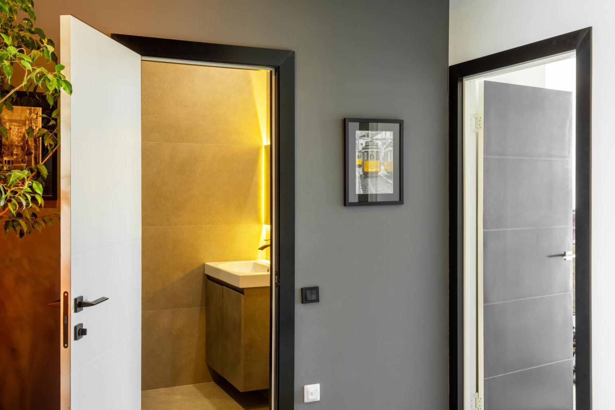 בישקק 9Th And 6Th Floor Stylish Apartments With Mountainvista מראה חיצוני תמונה