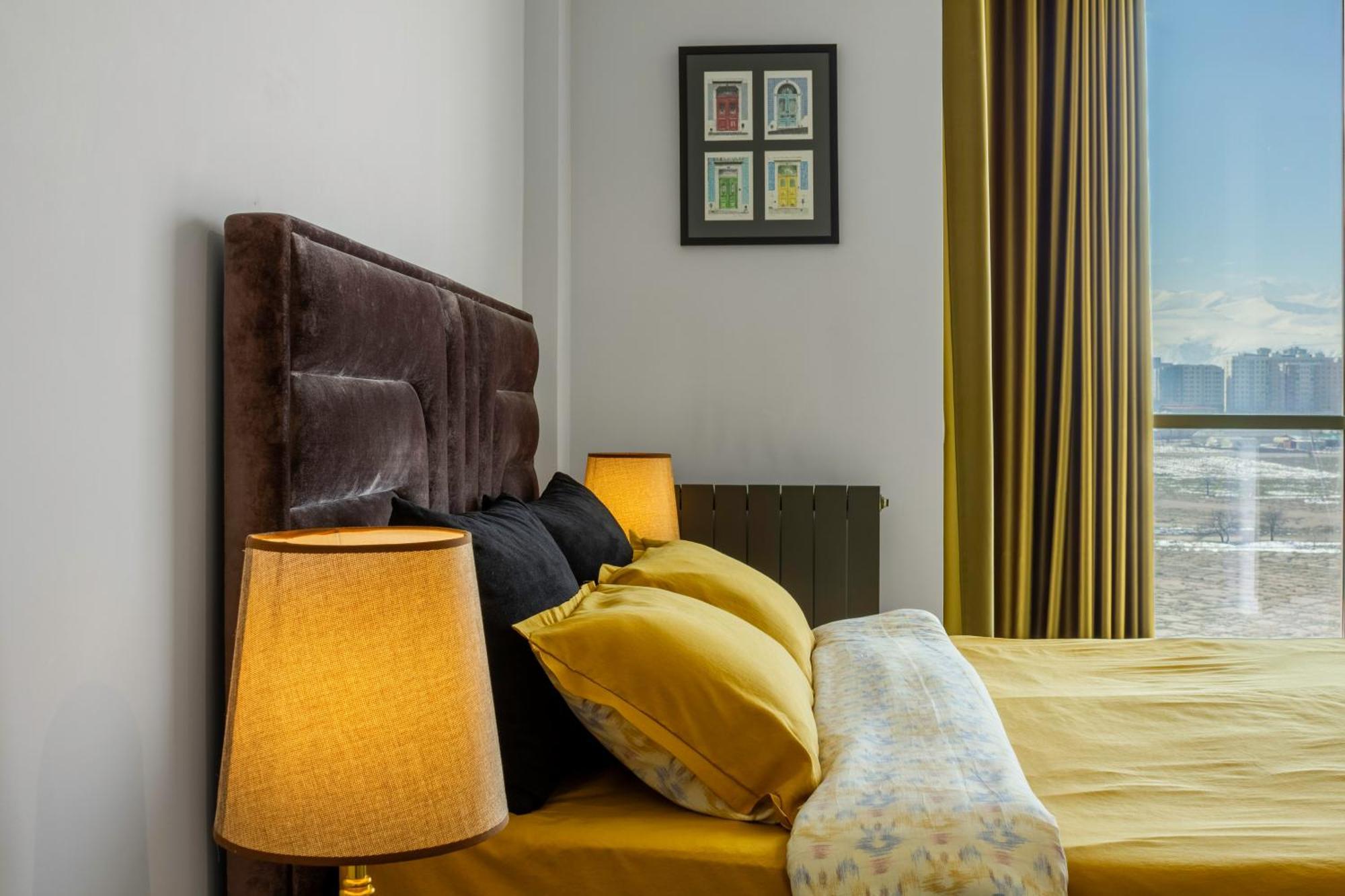 בישקק 9Th And 6Th Floor Stylish Apartments With Mountainvista מראה חיצוני תמונה