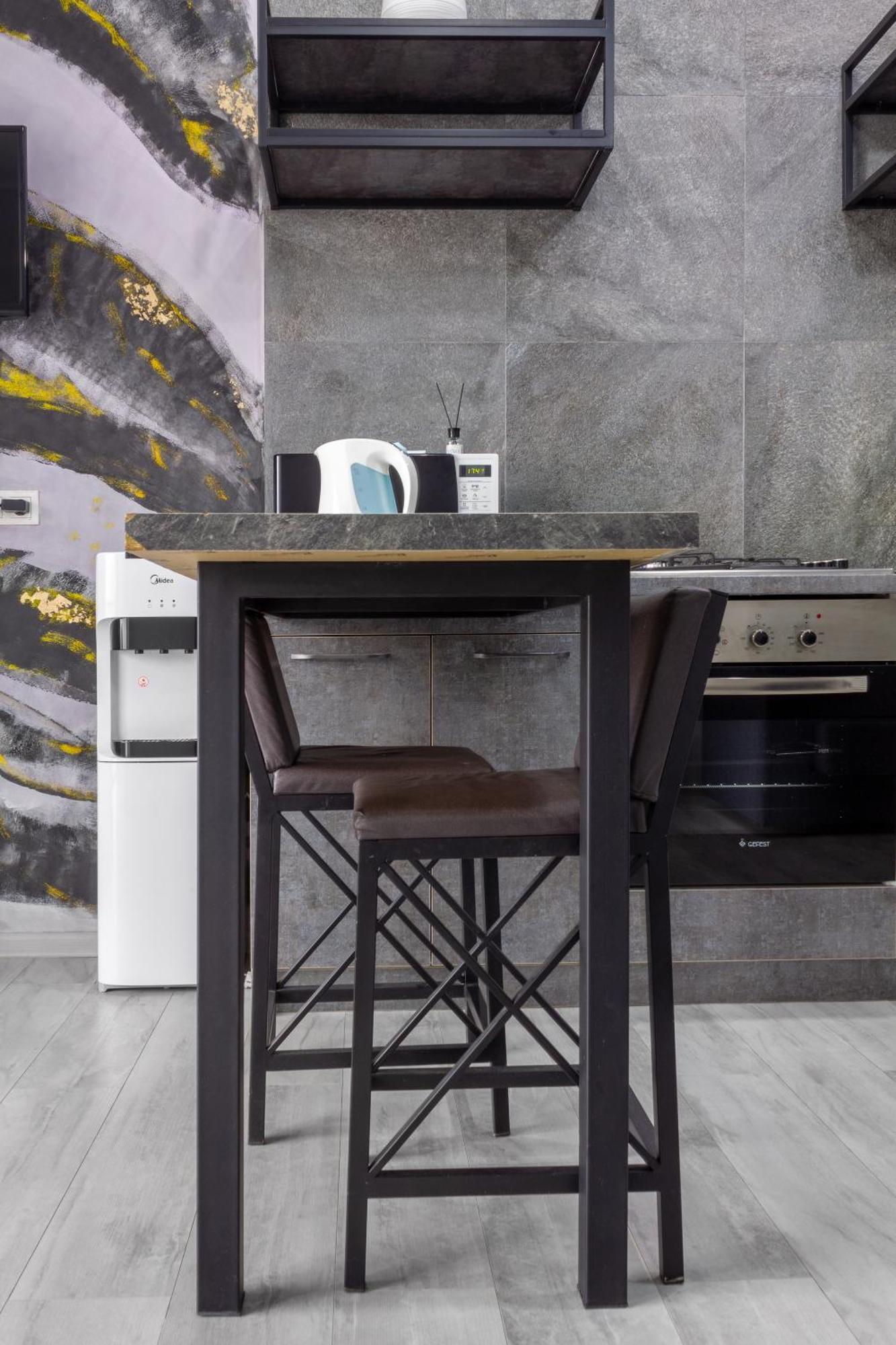 בישקק 9Th And 6Th Floor Stylish Apartments With Mountainvista מראה חיצוני תמונה